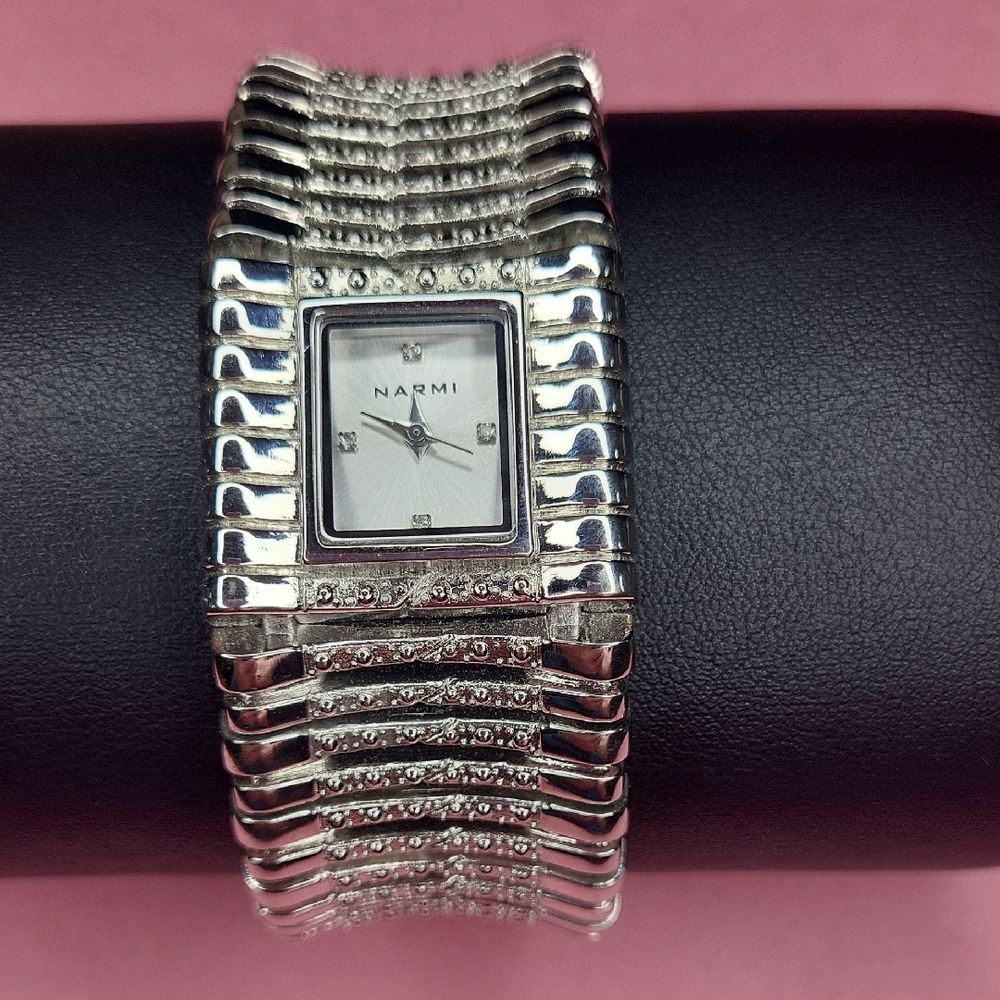 Narmi Silver Women's Watch